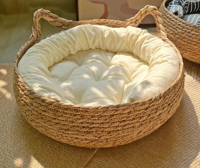 Luxurious Woven Cat Bed sitodo