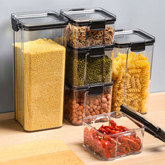 different-capacity-food-storage-containers.jpg